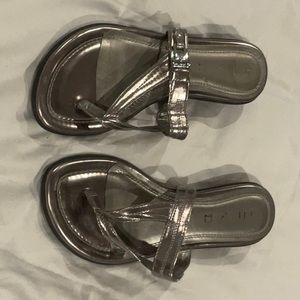Unisa Silver Sandals. Size 9